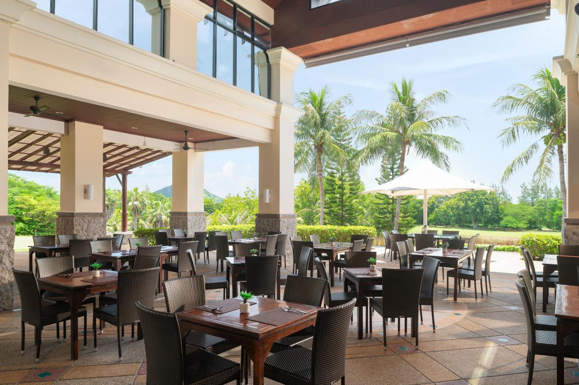 Springfield Village Golf & Spa Cha-Am Dış mekan fotoğraf
